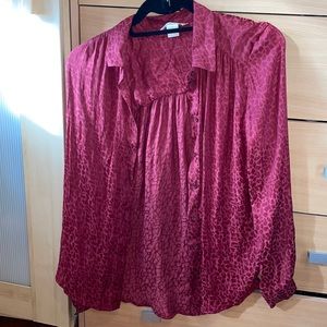 H&M Button Up Satin Blouse. Darker red. Size US 6.